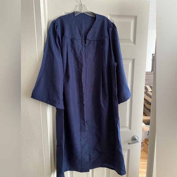 ⭐️Graduation costume!⭐️ - Picture 2 of 4